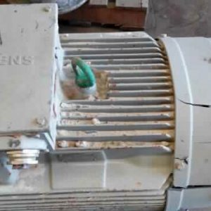 SIEMENS 1LA6 223-4AA60