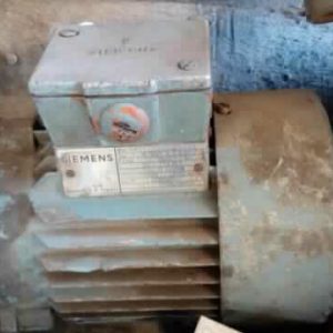 SIEMENS 1LA3 073-4AB22